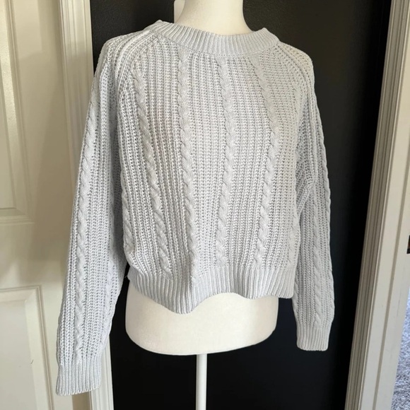 Vintage Tarazzia Cable Knit Baby Blue Cropped Sweater 
Size Medium - Picture 1 of 12